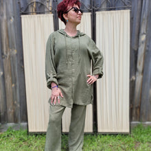 Load image into Gallery viewer, Ada-women's-muslin-hooded-button-front-shirt-in-khaki-worn-with-muslin-pants-khaki
