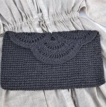 Load image into Gallery viewer, Raffia Crochet Bag