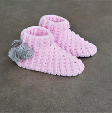 Load image into Gallery viewer, kids-crochet-slipper-boots-in-soft-velvet-yarn-pink-with-grey-pompom-side-view