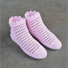 Load image into Gallery viewer, Handmade Crochet Boots
